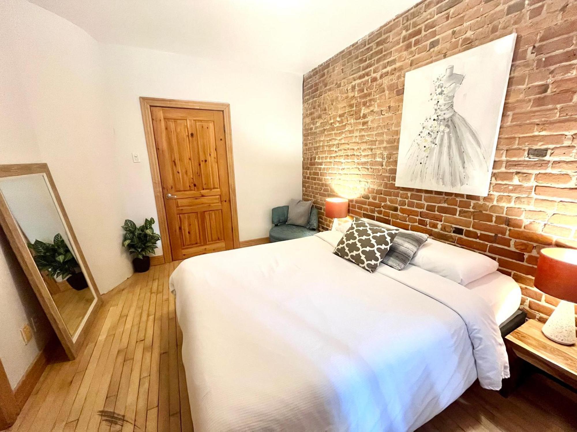 Mtlvacationrentals - The City Chalet Montréal Eksteriør billede