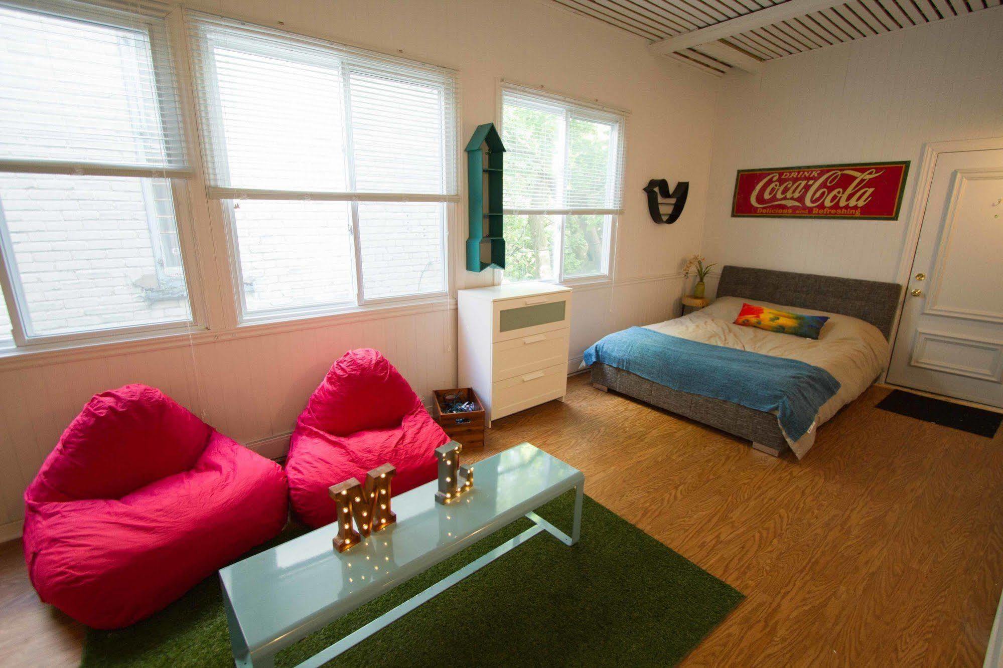 Mtlvacationrentals - The City Chalet Montréal Eksteriør billede