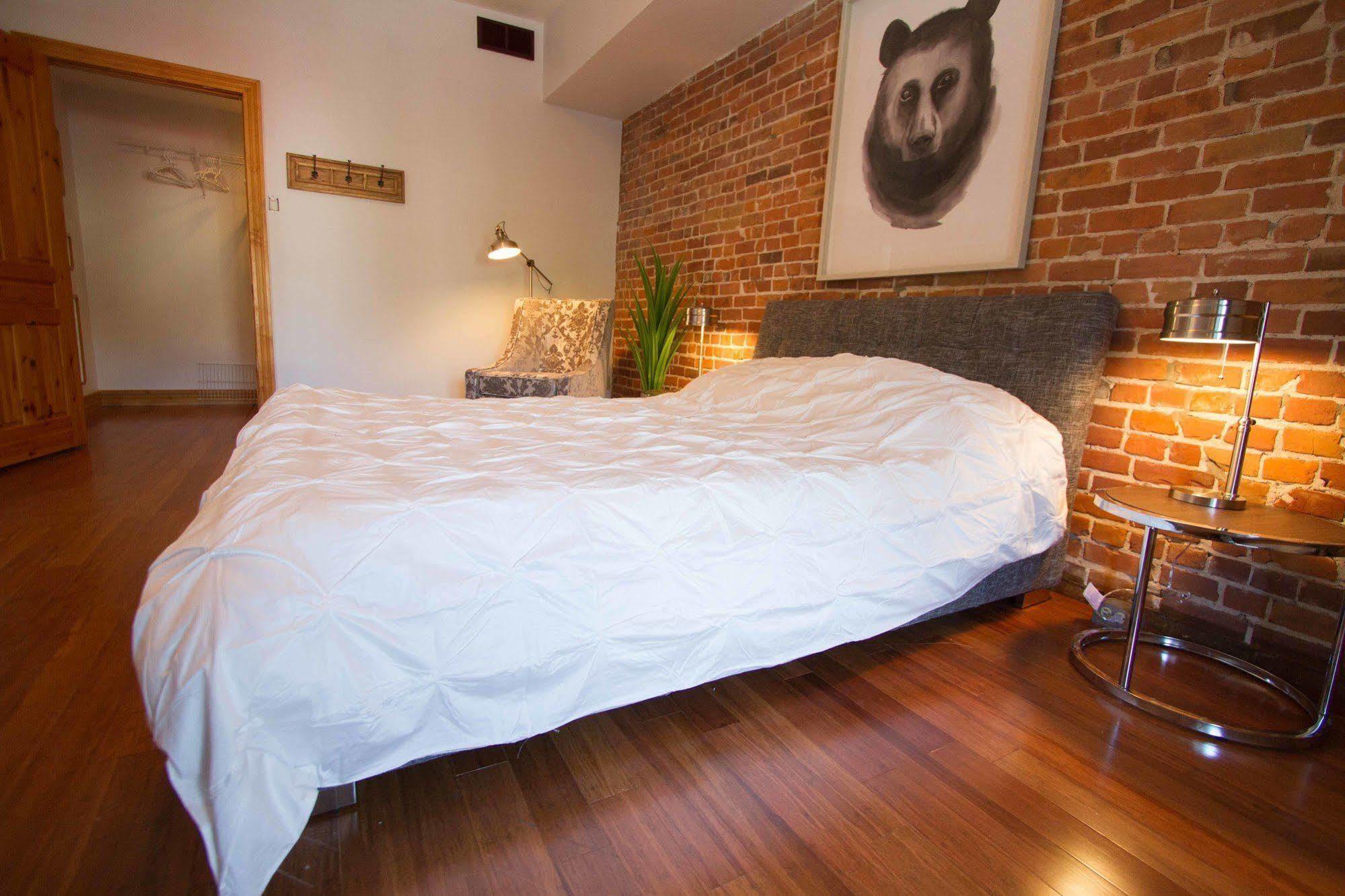 Mtlvacationrentals - The City Chalet Montréal Eksteriør billede